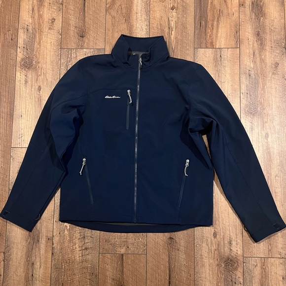 NWOT Eddie Bauer Soft Shell Jacket, Large - Picture 6 of 8